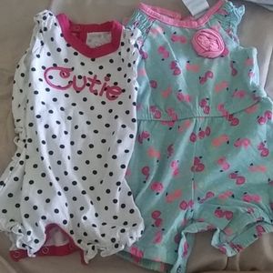 Assorted newborn clothes bundle